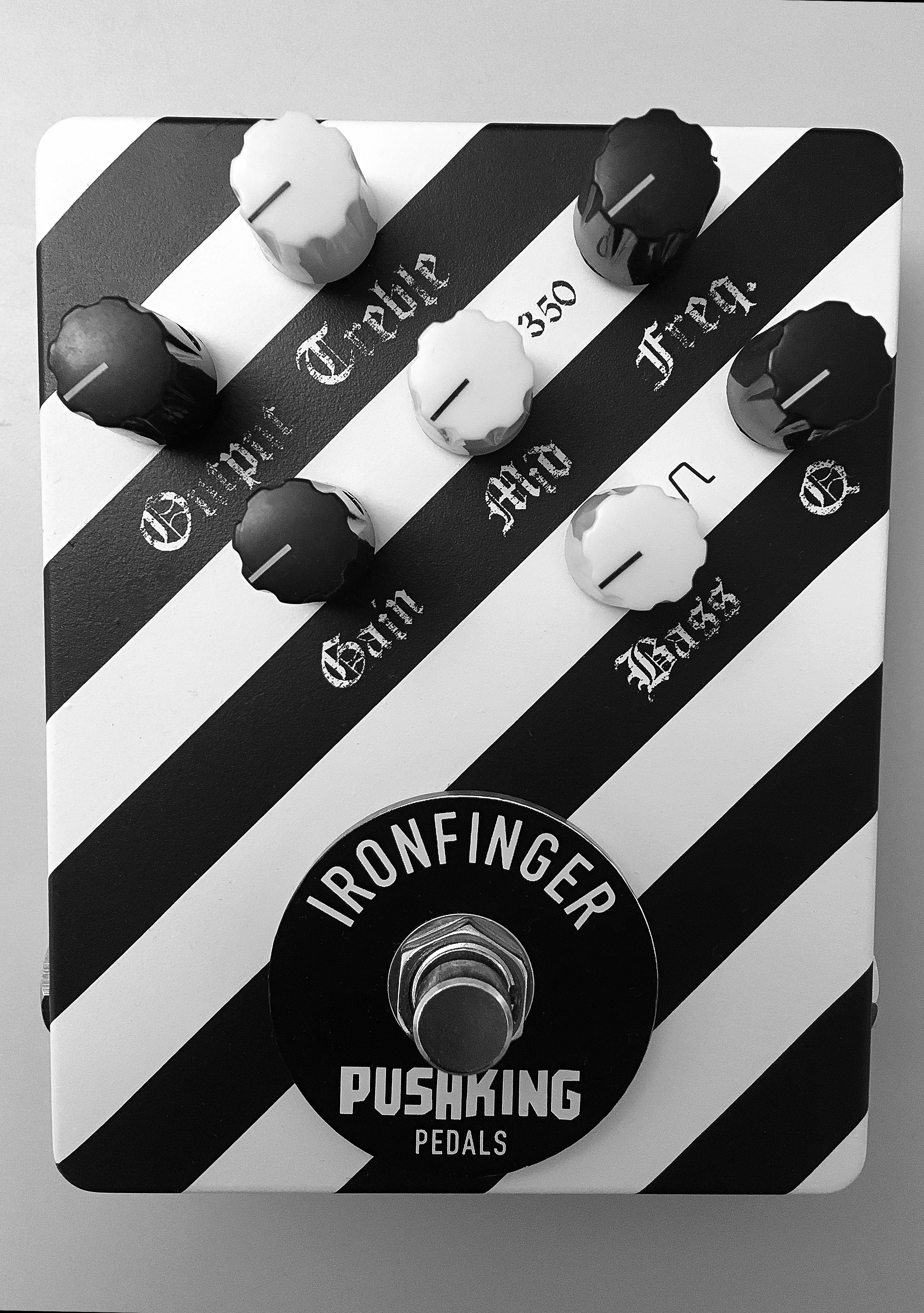 IRONFINGER Distortion Pedal